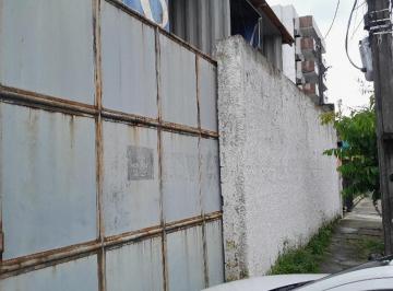 Comercial · 650m² · 50 Vagas · ALUGO EM CASA FORTE UMA EXCELENTE ÁREA COMERCIAL
