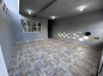 u0gbs2ytzlmwe1mtywmja5_md · Casa individual com 2 suítes e 2 vagas por apenas R$ 360 mil no Melvi