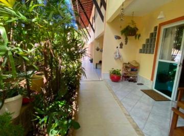 Casa de 2 quartos, Lauro de Freitas · Excelente Village mobiliado, em condomínio fechado, ideal para morar ou investir!