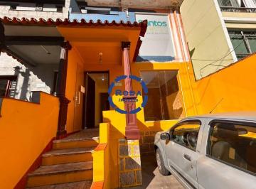 Casa · 150m² · 2 Quartos · 1 Vaga · Sobrado com dois quartos e 3 banheiros, com quintal e edícula.