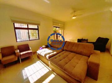 Casa · 305m² · 5 Quartos · 3 Vagas · Casa residencial para aluguel em Santos (Aparecida) – 5 quartos, piscina e espaço gourmet