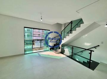Casa · 90m² · 2 Quartos · 2 Vagas · Casa sobreposta alta com 2 suítes e 2 varandas no Campo Grande