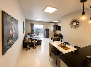 Apartamento · 92m² · 2 Quartos · 2 Vagas · Apartamento á venda com 2 quartos á venda na ponta da praia/santos-sp