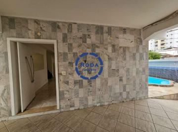Casa · 230m² · 4 Quartos · 2 Vagas · Sobrado na Ponta da Praia – Excelente Localização
