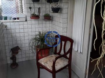 Apartamento · 94m² · 3 Quartos · 1 Vaga · Apartamento na Ponta da Praia com 3 dormitórios e vaga demarcada