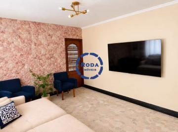 Apartamento · 109m² · 3 Quartos · 1 Vaga · Apartamento de 3 dormitórios de frente com sacada no Campo Grande – Santos