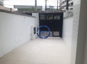 Casa · 90m² · 3 Quartos · 2 Vagas · Apartamento de 3 dormitórios na Ponta da Praia com churrasqueira privativa