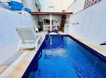 Casa · 160m² · 3 Quartos · 2 Vagas · Casa térrea mobiliada com 3 suítes e piscina no Campo Grande