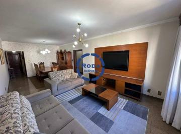 Apartamento · 142m² · 3 Quartos · 1 Vaga · Amplo Apartamento Porteira Fechada no Boqueirão – 142 m² | Meia Quadra da Praia