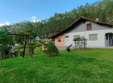 Casa · 140m² · 3 Quartos · 1 Vaga · CASA À VENDA NA REGIÃO DOS LAGOS – RIO DOS CEDROS