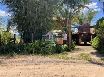 Foto 01 · Casa à venda no bairro Praia da Barra - Garopaba/SC