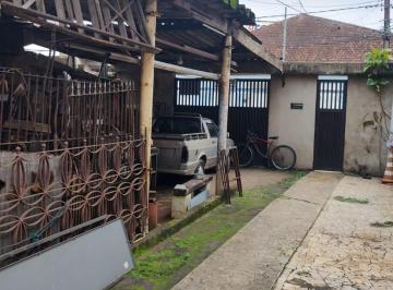 Casa de 3 quartos, Cubatão · Casa com 02 quartos + edicula no Vila Nova- Cubatão/SP