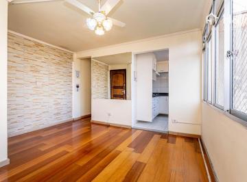 Apartamento de 3 quartos, Curitiba · Apartamento 3 quartos no CIC face norte.
