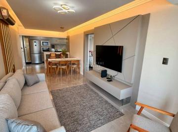 Apartamento · 2 Quartos · 1 Vaga · Temporada Ed. Aconcágua: 2 quartos // quadra mar // ar condicionado