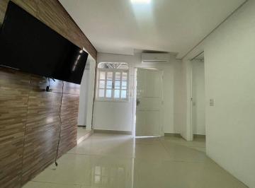 Casa · 70m² · 2 Quartos · 1 Vaga · Locação Anual: Casa com 2 Quartos// Bairro das Nações //Balneário Camboriú