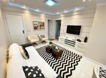 Apartamento · 3 Quartos · 1 Vaga · Temporada Ed. Villa di Roma: 3 dormitórios com churrasqueira em Balneário Camboriú