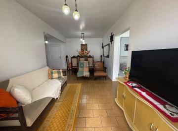 Apartamento · 150m² · 3 Quartos · 1 Vaga · Temporada Ed. Márcia: 3 quartos com ar condicionado na quadra do mar