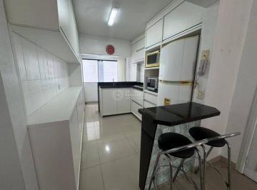 Apartamento · 100m² · 3 Quartos · 1 Vaga · Locação anual: 3 quartos em Balneário Camboriú