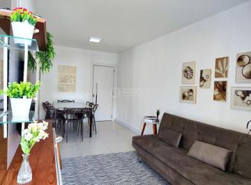 Apartamento · 70m² · 2 Quartos · 1 Vaga · Locação anual: 2 quartos // sacada com churrasqueira // Avenida Brasil