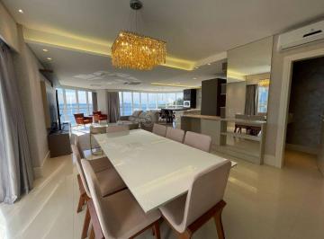 Apartamento · 5 Quartos · Locação anual: 5 dormitório (4 suítes) // área de lazer completa