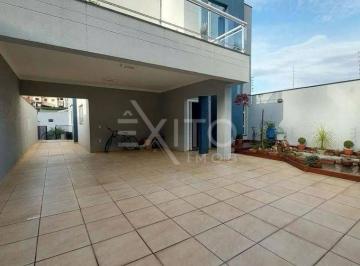Casa · 290m² · 3 Quartos · 4 Vagas · Casa para venda em Jardim Colônia de 290.00m² com 3 Quartos, 1 Suite e 4 Garagens