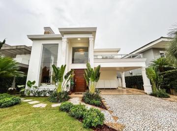 Casa · 480m² · 4 Quartos · 2 Vagas · Casa Beira-Lago Exclusiva no Condomínio Bosque de Atlântida