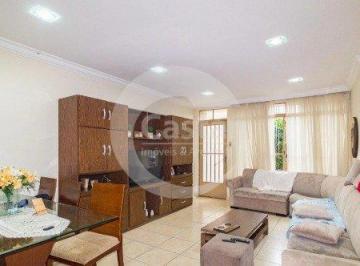 Casa · 219m² · 5 Quartos · 2 Vagas · Casa em Agua Rasa