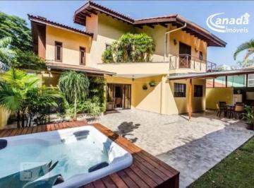 Casa · 380m² · 3 Quartos · 4 Vagas · Sobrado com 3 dormitórios em Osasco