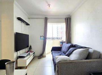 Apartamento · 44m² · 2 Quartos · 1 Vaga · Apartamento na Vila Gumercindo 02 dormitórios 01 vaga livre.