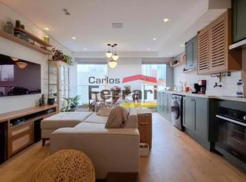 Apartamento · 72m² · 2 Quartos · 1 Vaga · Apartamento à venda em Santana na Zona Norte com 2 dormitórios, suíte e varanda