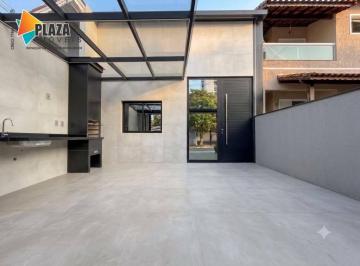 Casa · 117m² · 3 Quartos · 2 Vagas · Casa Térrea à Venda em Praia Grande | 3 Suítes | Alto Padrão | Próxima à Avenida