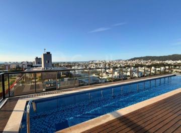 Apartamento · 206m² · 4 Quartos · 4 Vagas · Apartamento Duplex de 206,68m² com 4 suites em Jurerê Internacional.