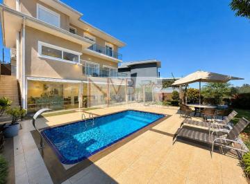 Casa · 318m² · 3 Quartos · 4 Vagas · Casa em Golf Gardens, Carapicuíba | 3 Suítes, 318m²