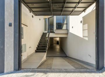 e23dfa6e-d199-423e-ae97-d97dda815ba6 · Aconchegante casa para venda em Vila Santa Isabel com 3 quartos, sendo 1 suíte, 140m²