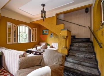 Casa · 428m² · 5 Quartos · 1 Vaga · Casa à venda em Laranjeiras: 428m², 5 quartos, 1 vaga