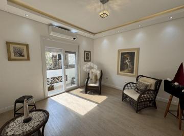 Apartamento · 63m² · 2 Quartos · Apartamento dois dormitórios e sacada no Rio Branco