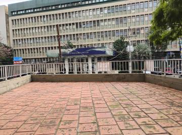 Comercial · 70m² · Sala Comercial com Terraço Privativo e Vista Panorâmica no Centro Histórico em P