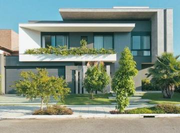 54b8d665-1e64-4d59-bf97-8089ff431ea4-17864606761549.jpg · Casa com 4 Quartos à venda, 394m² - Lagoa da Conceição Metragem  394 m²  Quartos  4  Banheiros  5  V