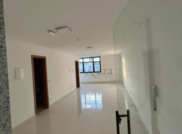 Comercial · 47m² · 1 Vaga · Sala Comercial - Centro - Edifício Comercial Oswaldo Cruz - 42m².
