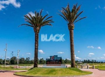 Terreno · 323m² · Terreno amplo e exclusivo á venda no Jardim América