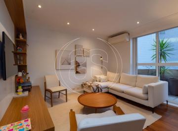 Apartamento · 144m² · 3 Quartos · 2 Vagas · Apartamento Duplex reformado de 144m2 com 3 quartos e 2 vagas, Ao lado da Praça Pereira Coutinho
