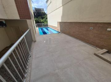 Apartamento · 80m² · 2 Quartos · 1 Vaga · Alugo apartamento na Rua Silva Guimarães - Tijuca! Possui 2 quartos, sendo 1 suíte, dependência comp