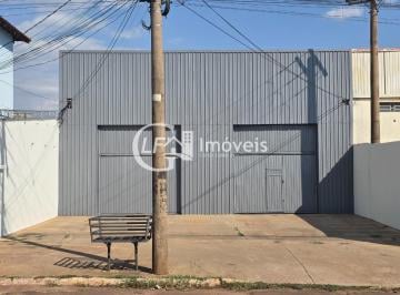 Foto 01 · Barracão Comercial para Locação na Vila Ipiranga - Campo Grande-MS: 4 Salas, 4 Banheiros, 480m² de Á