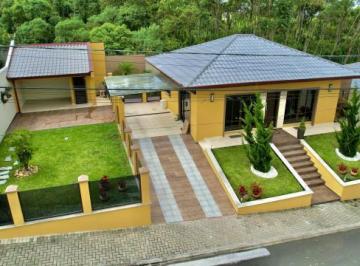 Casa · 100m² · 2 Quartos · 2 Vagas · Casa à venda - em Arruda