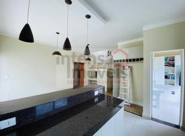 Casa · 215m² · 3 Quartos · 2 Vagas · Casa de Condomínio para venda em Piracangaguá de 215.00m² com 3 Quartos, 1 Suite e 2 Garagens