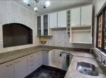 Casa · 70m² · 2 Quartos · Casa para alugar em Santa Terezinha de 70.00m² com 2 Quartos