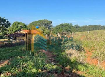 Terreno · 130000m² · 1 Quarto · 1 Vaga · Chácara para venda em Centro de 130000.00m² com 1 Quarto, 1 Suite e 1 Garagem