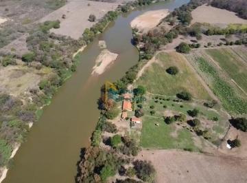 Rural · 115000m² · 6 Quartos · Fazenda / Sítio para venda em Centro de 115000.00m² com 6 Quartos e 2 Suites