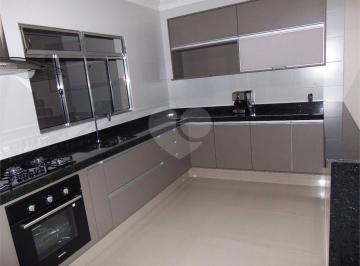 Casa · 238m² · 3 Quartos · 2 Vagas · Sobrado para venda em Vila Olímpia de 238.00m² com 3 Quartos, 1 Suite e 2 Garagens