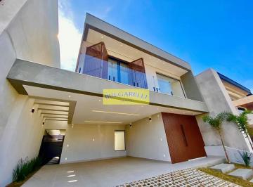 Casa · 250m² · 3 Quartos · 4 Vagas · Casa para venda em Jardim Samambaia de 250.00m² com 3 Quartos, 1 Suite e 4 Garagens